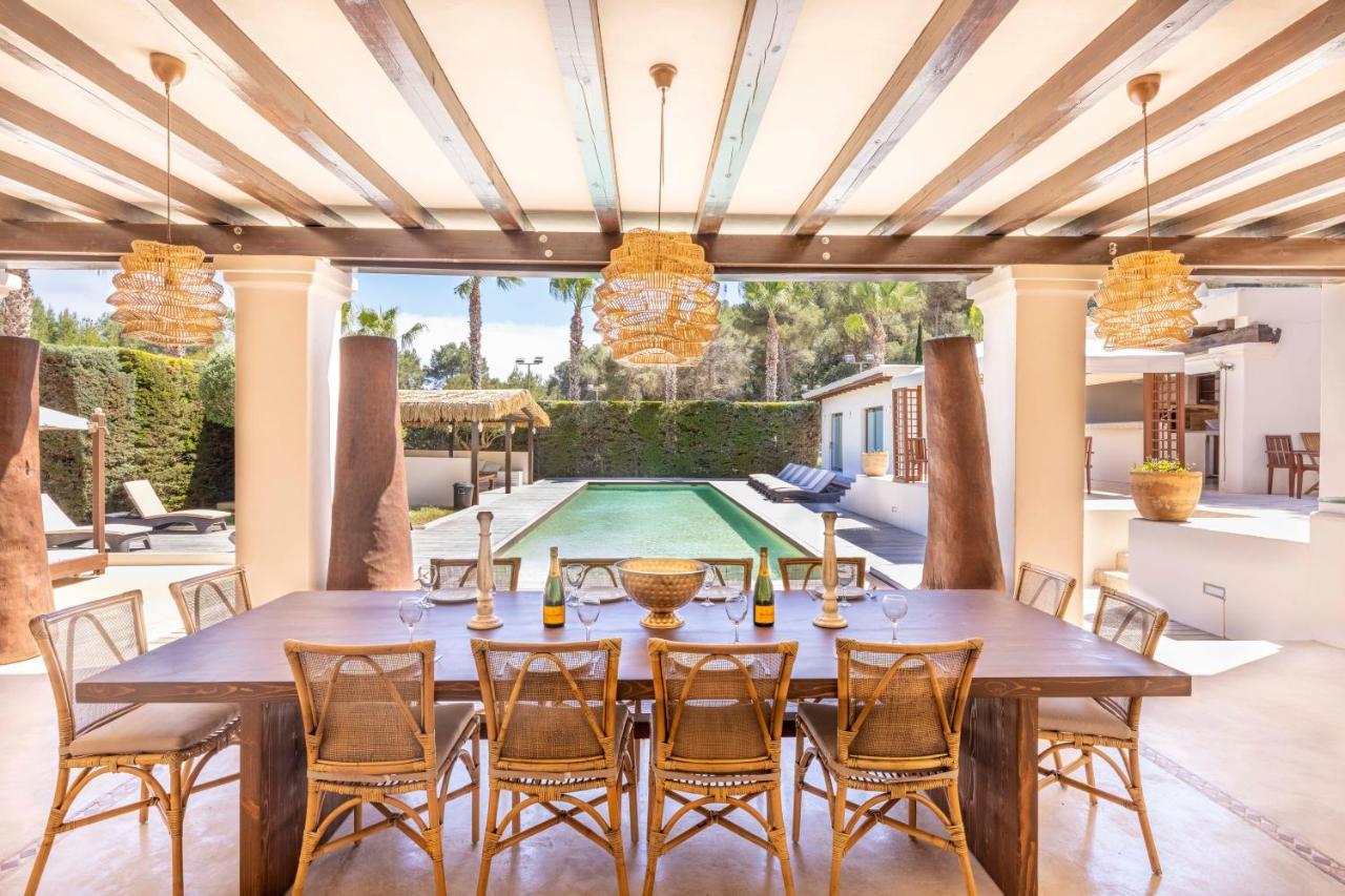 Oasis Villas Complex Кала-Лонга Экстерьер фото