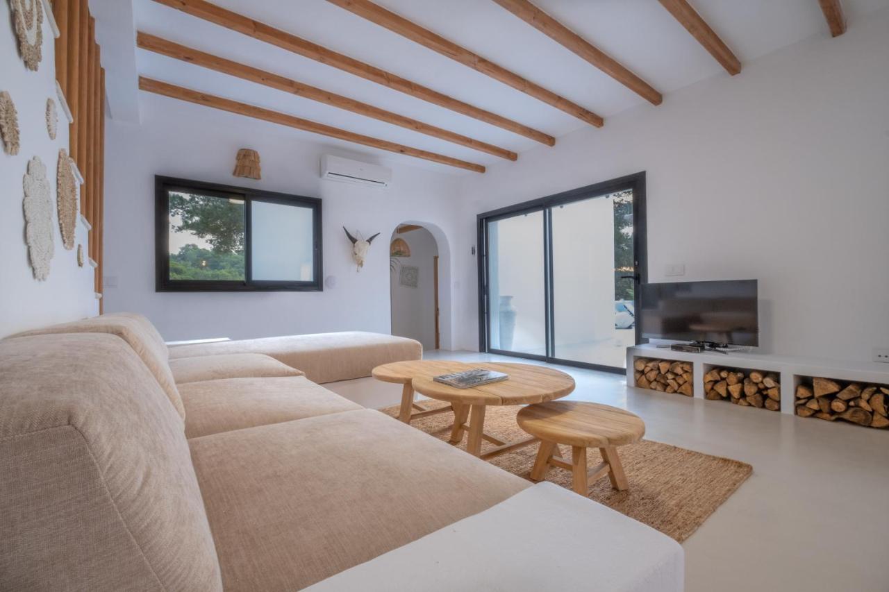 Oasis Villas Complex Кала-Лонга Экстерьер фото